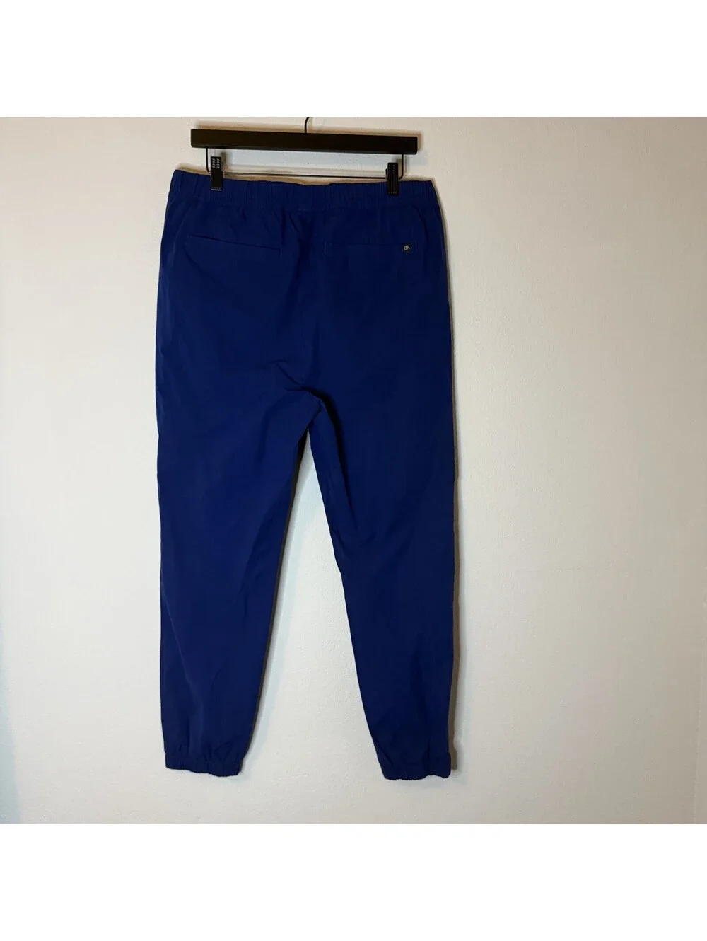 Banana Republic Men’s Jogger Pants Blue Pull On Stretch Travel Size L